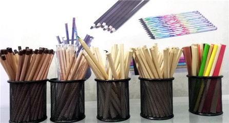 中網(wǎng)市場發(fā)布:開化縣華偉文教用品生產(chǎn)"西湖牌"學(xué)生筆、木工筆、兒童筆